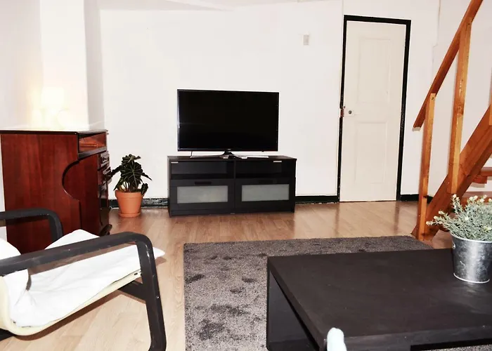 Bairro Alto Apartment *